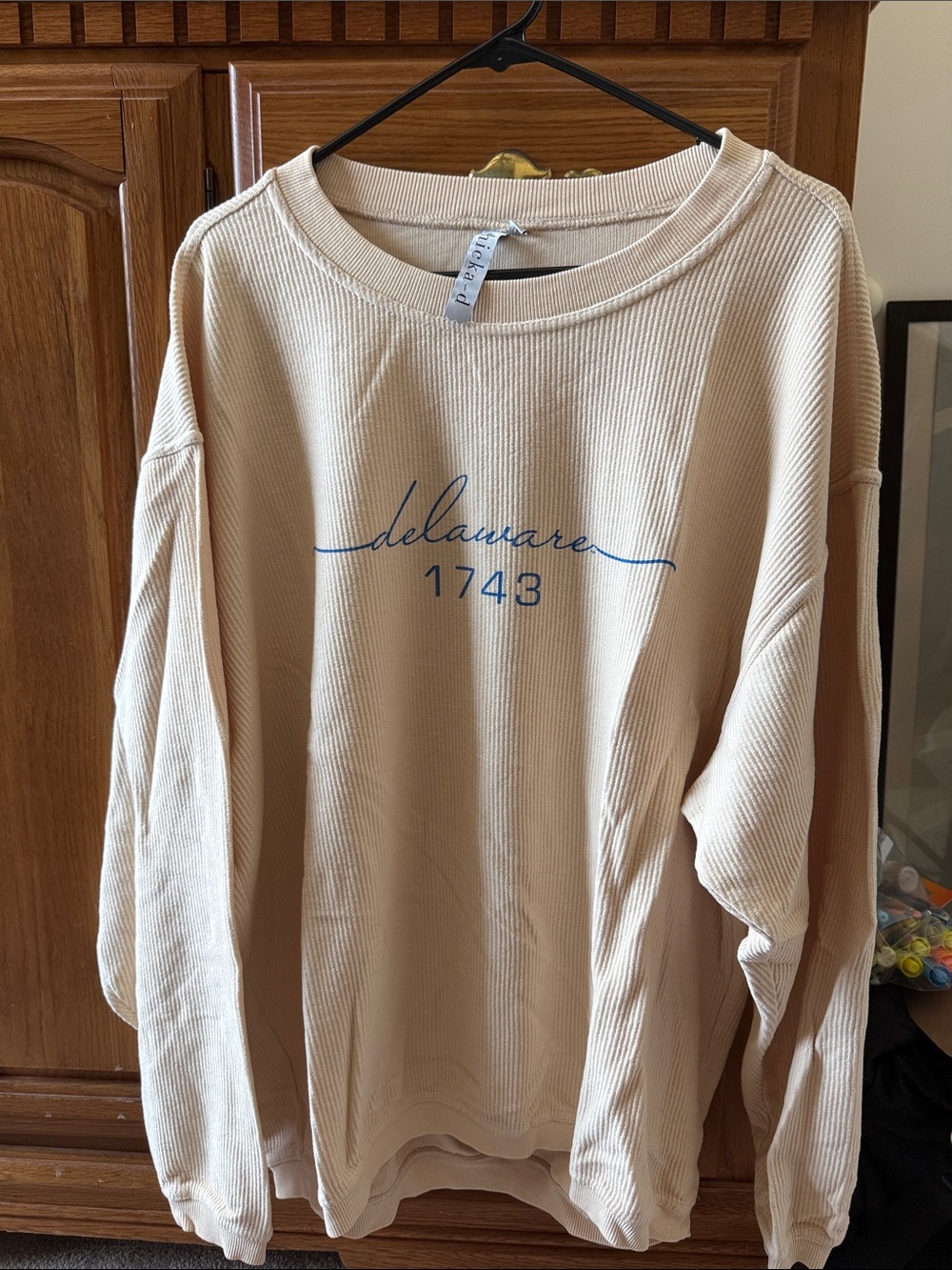 Delaware 1743 Beige Crewneck Sweatshirt